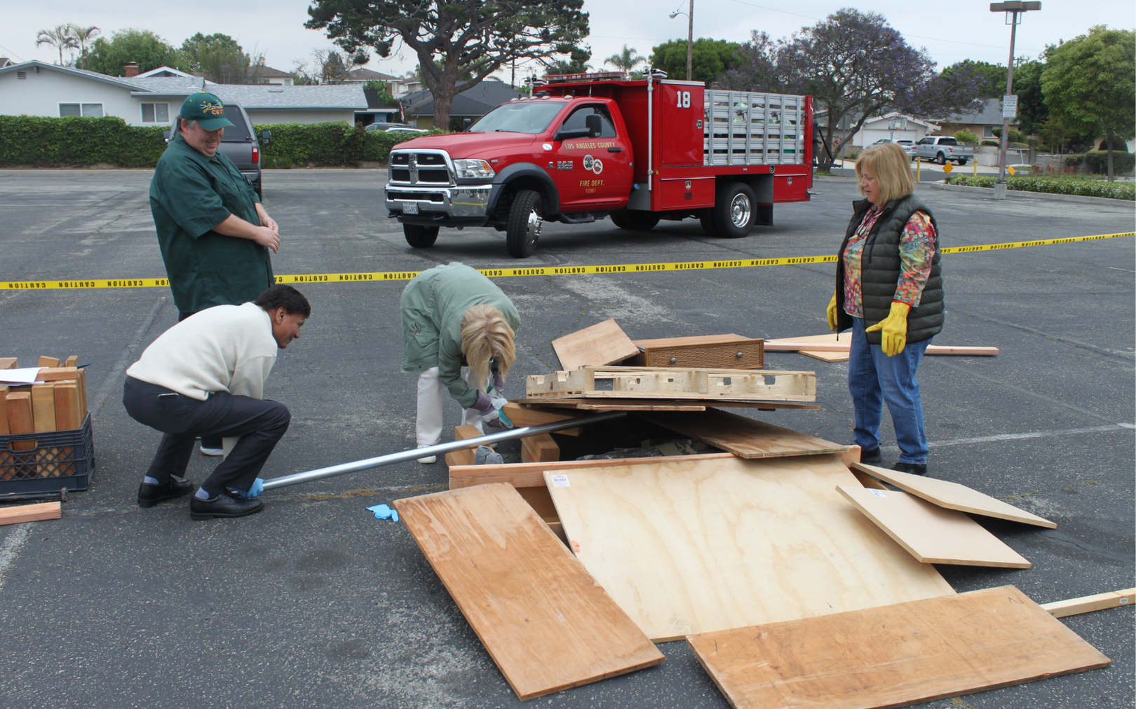 Lomita residents learning emergency skills at CERT training